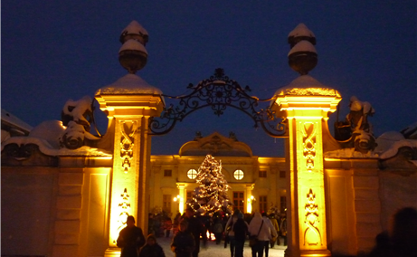 Pannonischer Weihnachtsmarkt im Schloss Halbturn